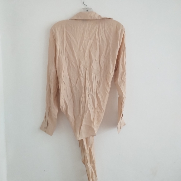 Princess Polly Benora Tie Front  Asymmetric Button Down Shirt Top - Picture 6 of 8